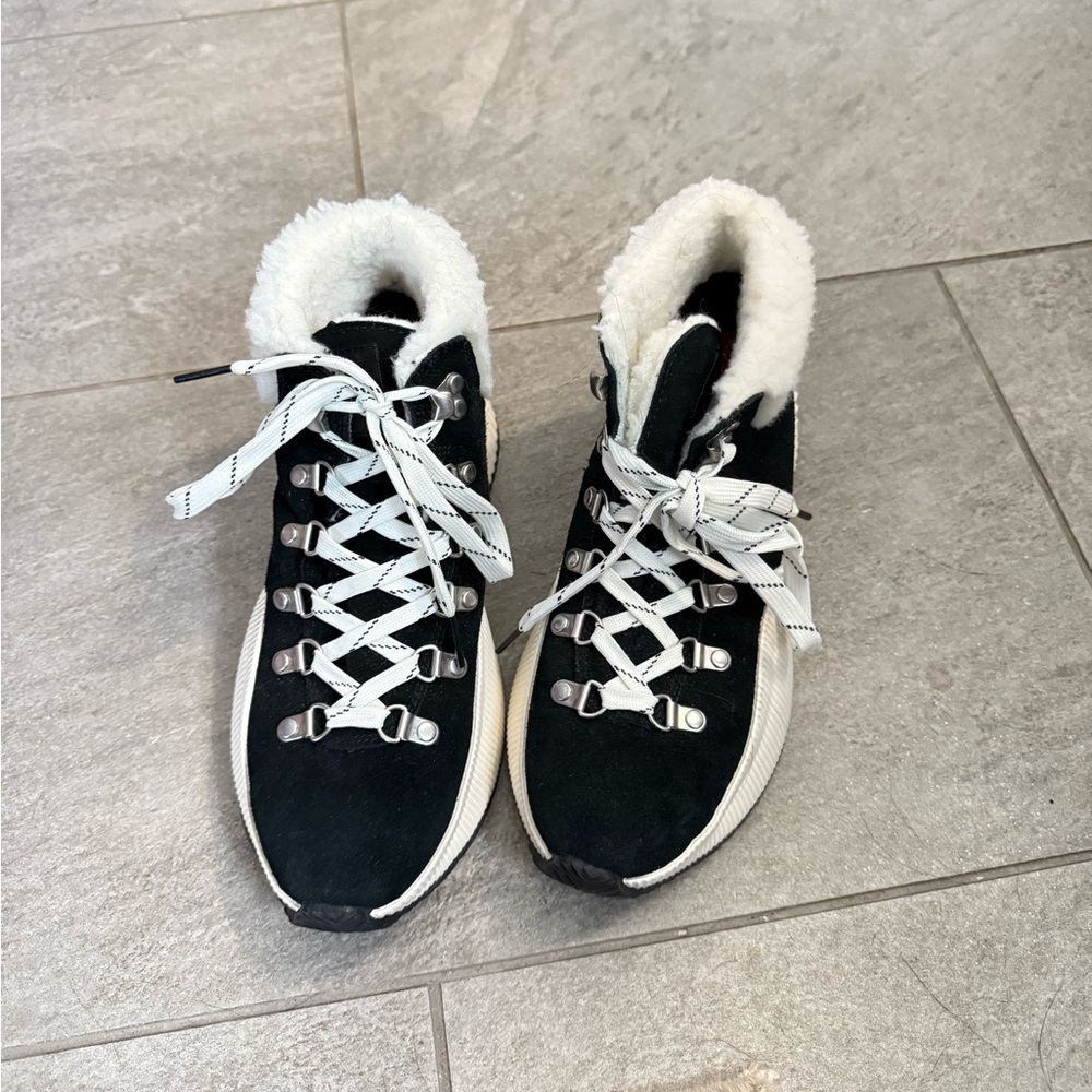 Sorel Women's Out N About Ill Conquest Waterproof - 7.5